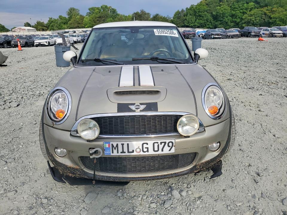 2010 Mini Cooper VIN WMWMF7C52ATZ69599 COPART salvage auction — UNDERCARRIAGE, Nc - Dealer Only Clean Title, sold $525 on 2026-07-08 (photo 5)