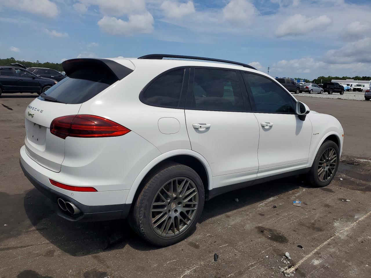 2017 Porsche Cayenne VIN WP1AE2A22HLA74286 COPART salvage auction — Mechanical, FL - CERTIFICATE OF TITLE, sold $8,800 on 2026-07-01 (photo 3)