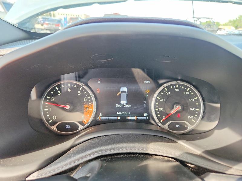 2018 Jeep Renegade VIN ZACCJBCB6JPH77698 COPART salvage auction — FRONT END, Co - Public - Salvage Title, sold $2,050 on 2026-08-03 (photo 9)