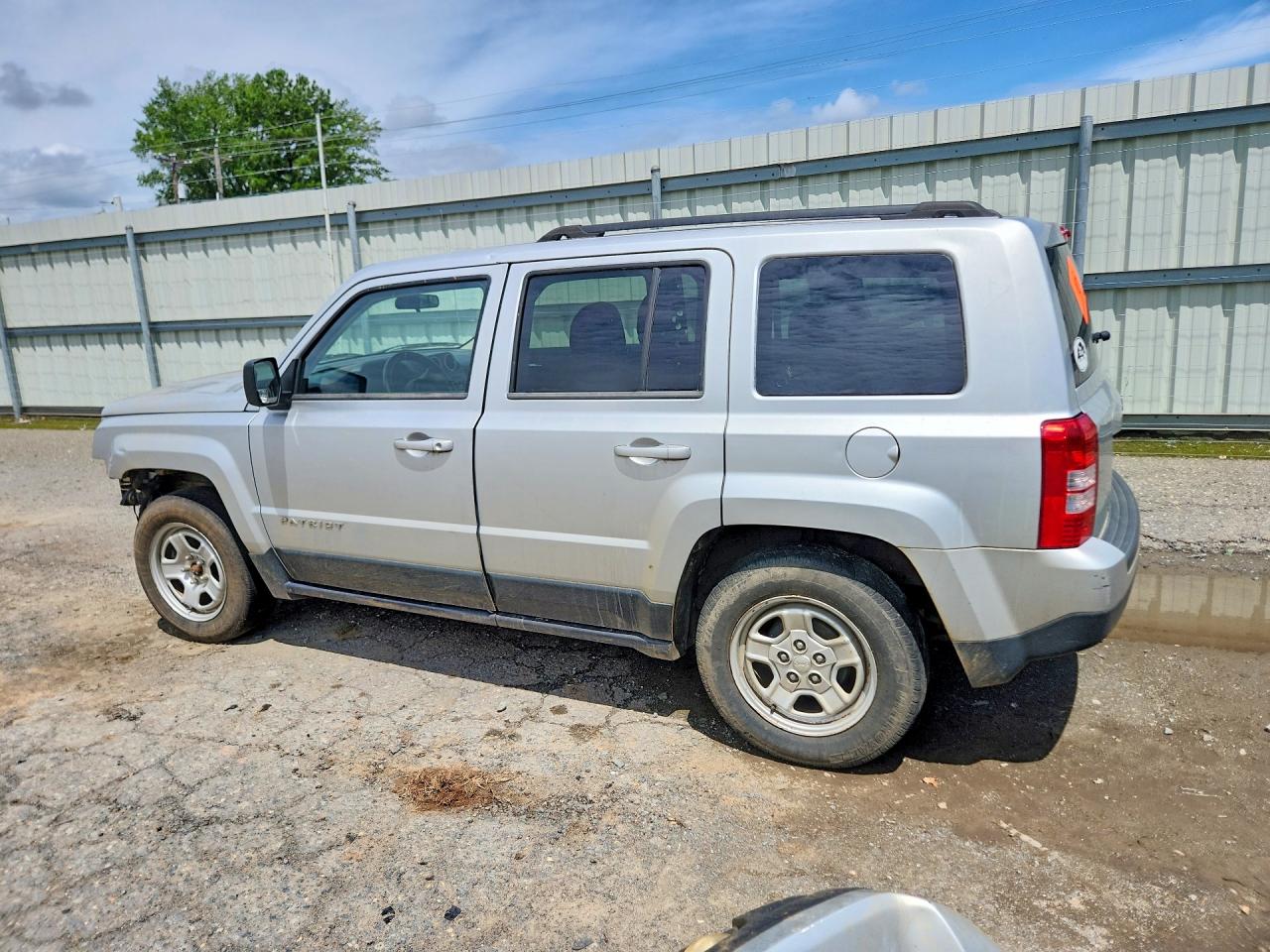 2014 Jeep Patriot VIN 1C4NJPBA8ED545249 COPART salvage auction — Front End, TX - CERTIFICATE OF TITLE, sold $550 on 2026-07-03 (photo 2)