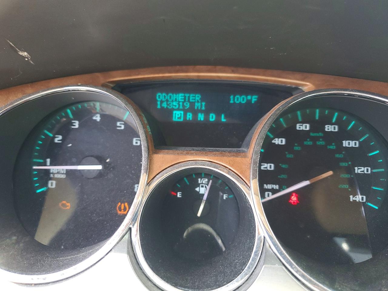 2012 Buick Enclave VIN 5GAKRCED9CJ113540 COPART salvage auction — Rear End, TX - SALVAGE VEHICLE TITLE, sold $1,600 on 2026-07-09 (photo 9)