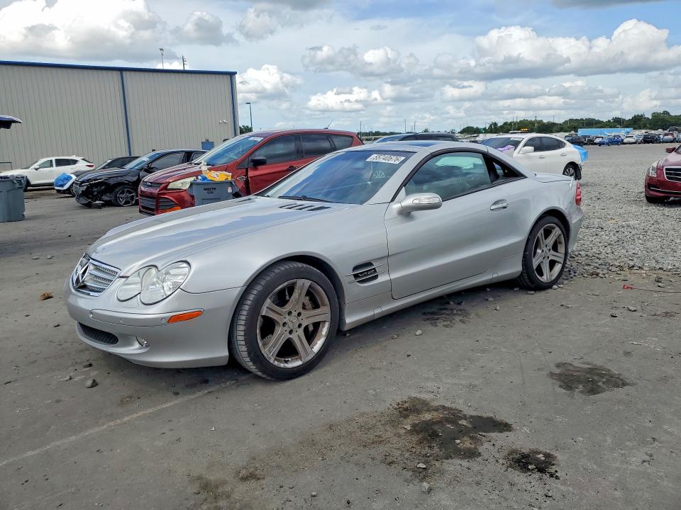 2004 Mercedes-benz Sl-class VIN WDBSK76FX4F067097 COPART salvage auction — MINOR DENT/SCRATCHES, Fl - Cert Of Title Slvg Rebuildable, sold $14,900 on 2026-07-13 (photo 1)