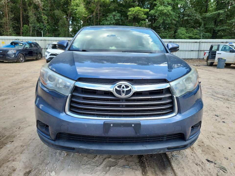 2016 Toyota Highlander VIN 5TDBKRFH2GS337829 COPART salvage auction — MINOR DENT/SCRATCHES, Fl - Cert Of Title Slvg Rebuildable, sold $6,700 on 2026-07-10 (photo 5)