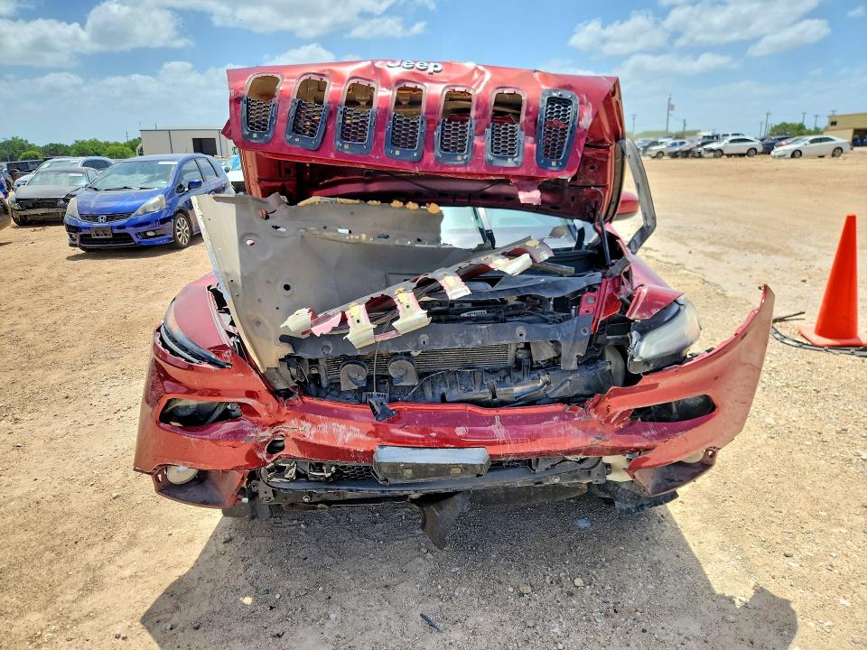 2014 Jeep Cherokee VIN 1C4PJLCS2EW155518 COPART salvage auction — FRONT END, Tx - Salvage Vehicle Title, sold $900 on 2026-07-02 (photo 5)