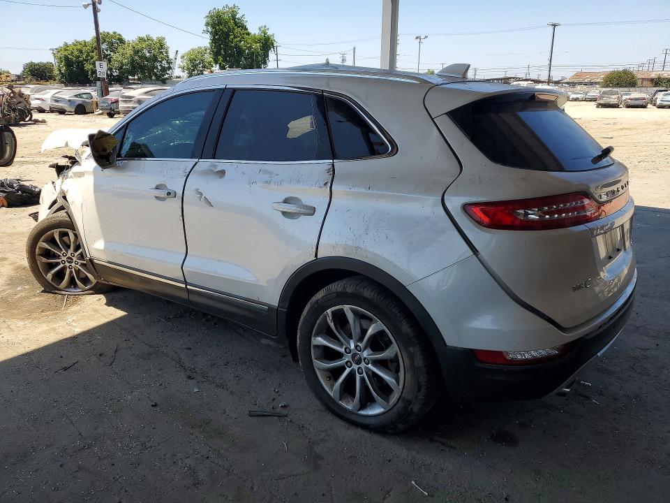 2015 Lincoln Mkz VIN 5LMCJ1A90FUJ15866 COPART salvage auction — ROLLOVER, Ca - Salvage Certificate, sold $425 on 2026-07-02 (photo 2)