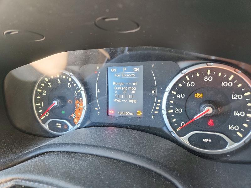 2016 Jeep Renegade VIN ZACCJBBT4GPC88168 COPART salvage auction — MINOR DENT/SCRATCHES, Ny - Certificate Of Title, sold $475 on 2026-07-27 (photo 9)
