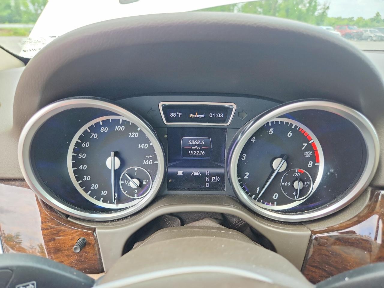 2013 Mercedes-Benz ML-Class VIN 4JGDA5HBXDA262024 COPART salvage auction — Minor Dent/Scratches, VA - CERTIFICATE OF TITLE, sold $2,500 on 2026-07-01 (photo 9)
