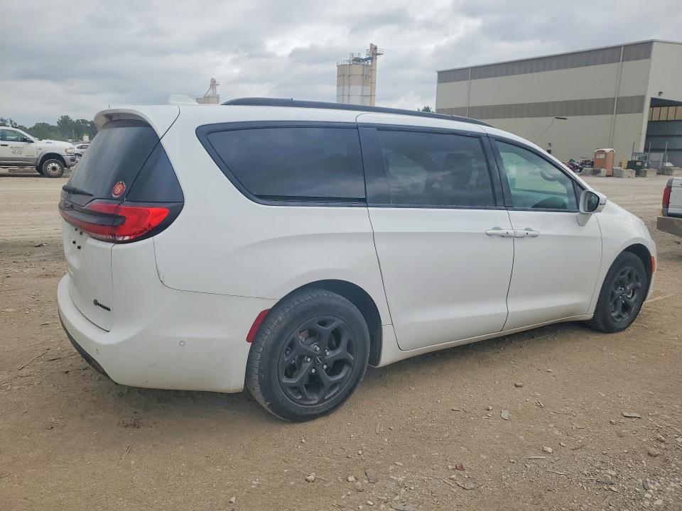 2021 Chrysler Pacifica VIN 2C4RC1S77MR586495 COPART salvage auction — HAIL, Ks - Electronic Cert Of Title, sold $5,700 on 2026-07-30 (photo 3)
