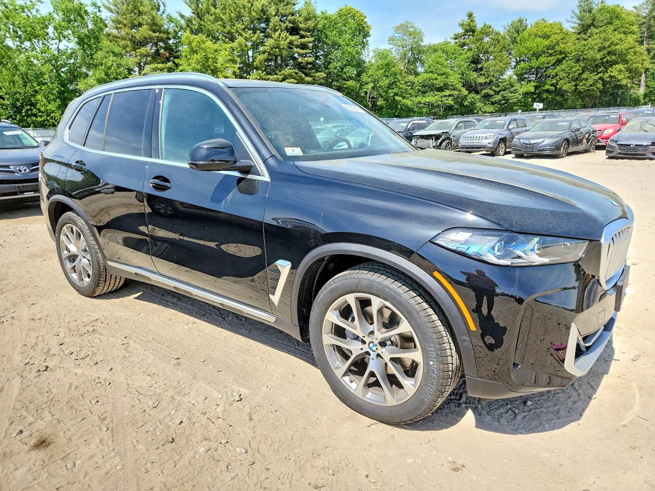 2026 BMW X5 VIN 5UX23EU04T9373760 COPART salvage auction — Side, MA - CERT OF TITLE-SALVAGE, sold $44,250 on 2026-07-02 (photo 4)
