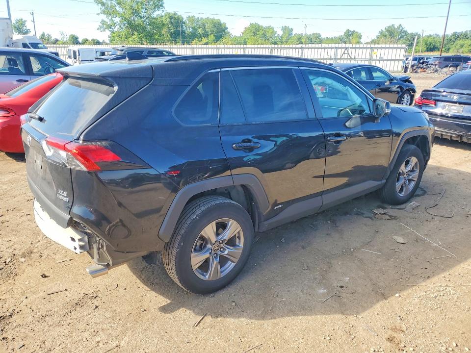 2022 Toyota Rav 4 VIN 4T3RWRFV0NU065981 COPART salvage auction — SIDE, MI - CERTIFICATE OF TITLE, sold $9,300 on 2026-07-02 (photo 3)