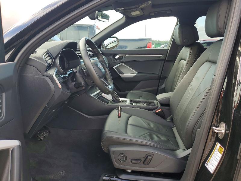 2025 Audi Q3 VIN WA1DECF35S1062409 COPART salvage auction — WATER/FLOOD, Fl - Cert Of Title-Slvg Rebld Flood, sold $14,200 on 2026-07-07 (photo 7)