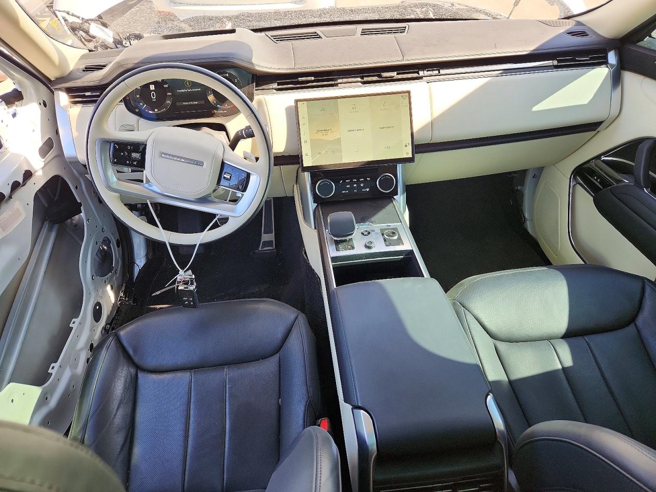 2023 Land Rover Range Rover VIN SALKP9FUXPA028453 COPART salvage auction — Side, IN - CERT OF TITLE-SALVAGE TITLE, sold $51,500 on 2026-07-07 (photo 8)