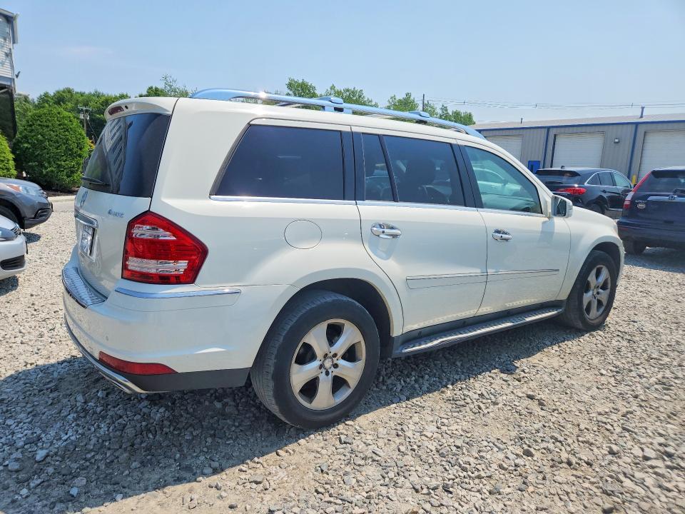 2012 Mercedes-benz Gl-class VIN 4JGBF7BE8CA785676 COPART salvage auction — MINOR DENT/SCRATCHES, MA - CERTIFICATE OF TITLE, sold $625 on 2026-07-09 (photo 3)