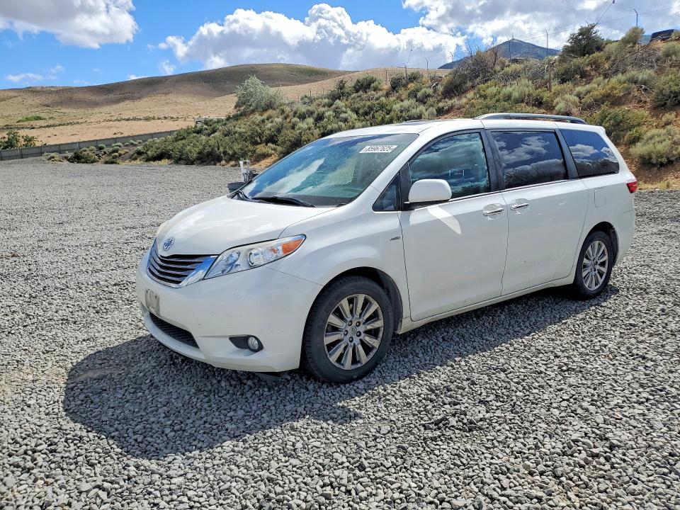 2017 Toyota Sienna VIN 5TDDZ3DC2HS183102 — COPART salvage auction photo