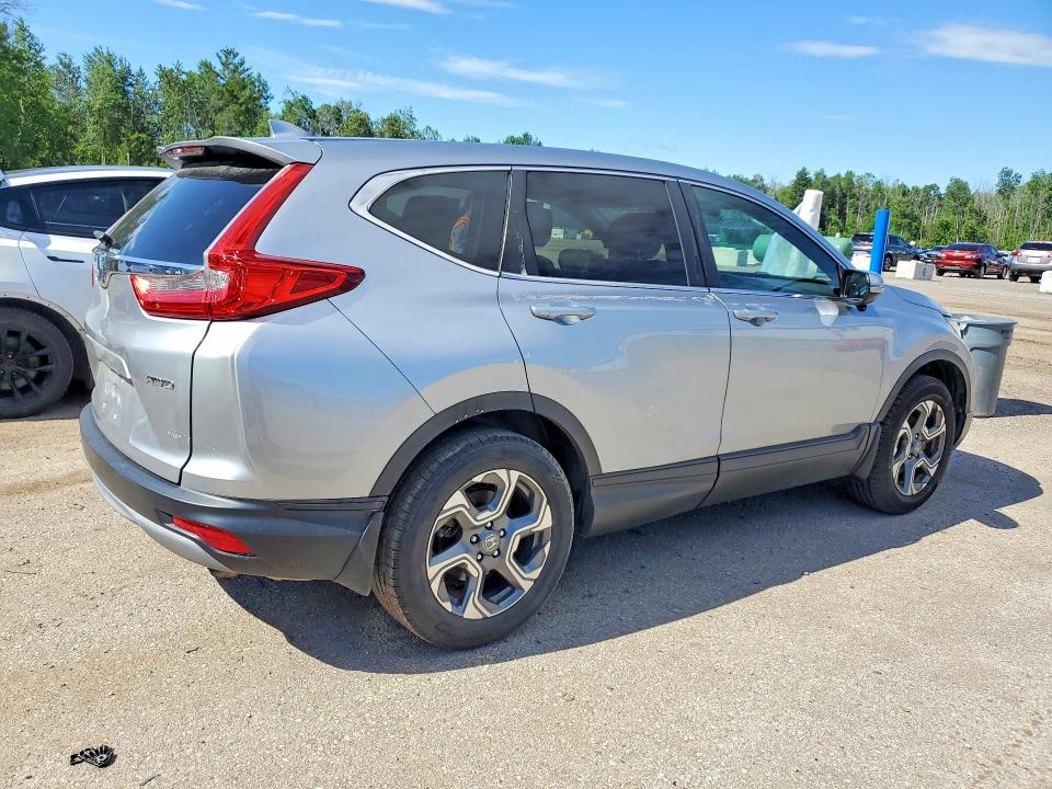 2018 Honda Cr-v VIN 2HKRW2H81JH116890 COPART salvage auction — NORMAL WEAR, On - Permit No Brand - Unfit, sold $11,900 on 2026-07-03 (photo 3)