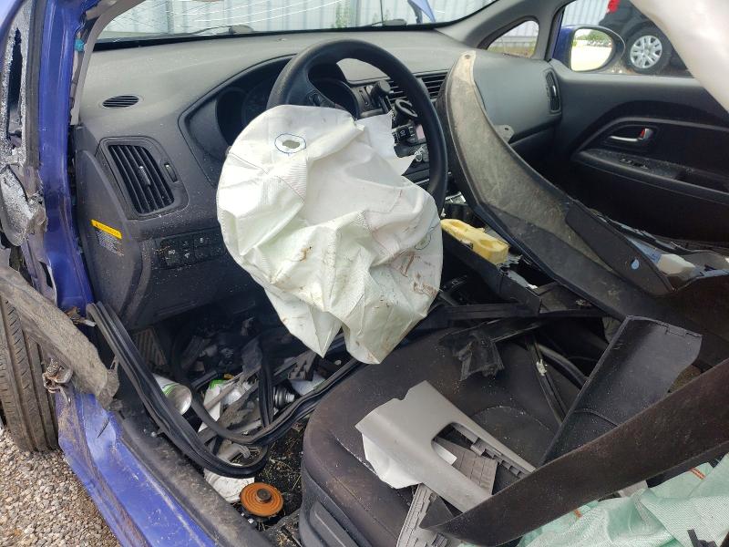 2014 Kia Rio VIN KNADM4A31E6368615 COPART salvage auction — SIDE, On - Permit Irrepairable, sold $425 on 2026-07-09 (photo 8)
