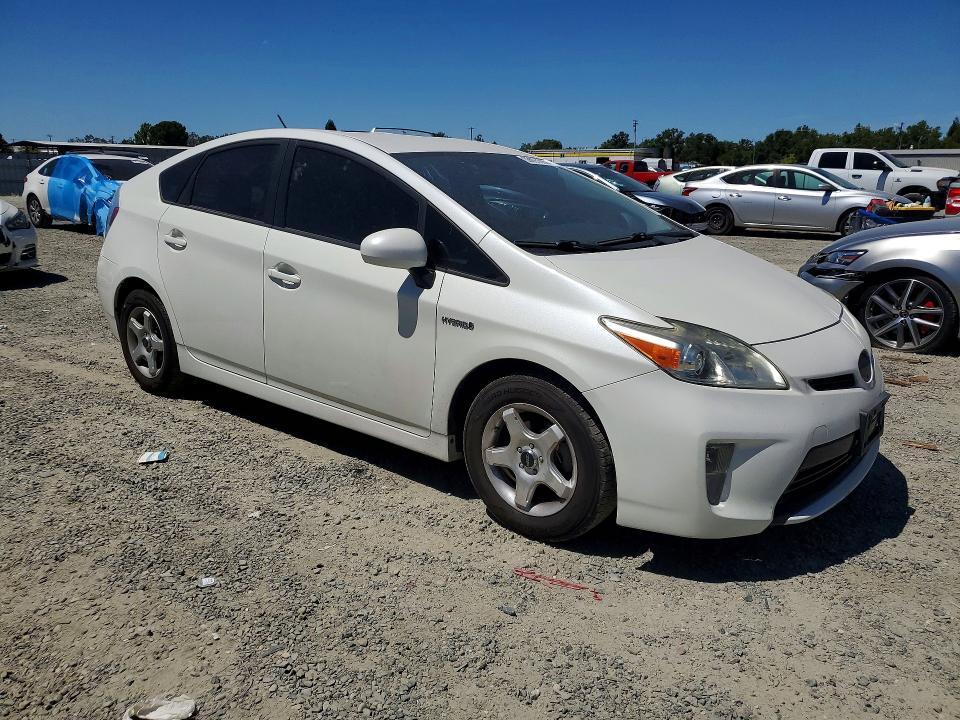 2013 Toyota Prius VIN JTDKN3DU4D5599132 COPART salvage auction — MECHANICAL, CA - SALVAGE CERTIFICATE, sold $3,850 on 2026-07-14 (photo 4)