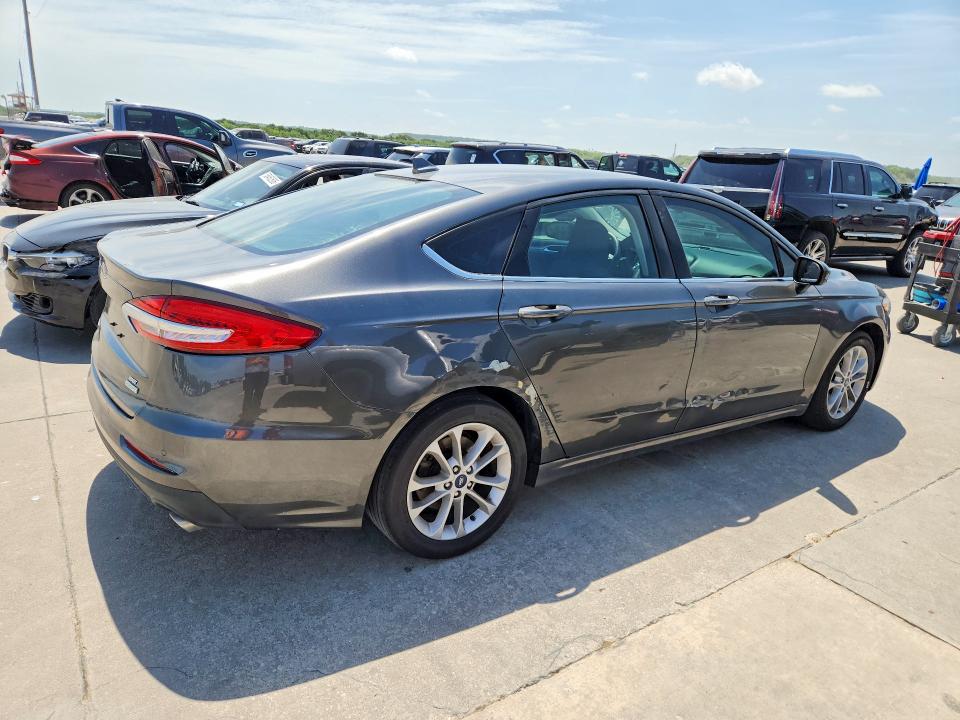 2020 Ford Fusion VIN 3FA6P0HD1LR168317 COPART salvage auction — SIDE, Tx - Certificate Of Title (P), sold $5,500 on 2026-07-09 (photo 3)