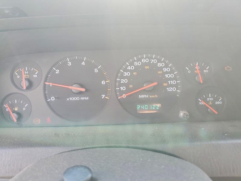 2001 Jeep Grand cherokee VIN 1J4GW48S81C590257 COPART salvage auction — REAR END, Nv - Cert Of Title-Rebuilt Total Lo, sold $300 on 2026-07-09 (photo 9)