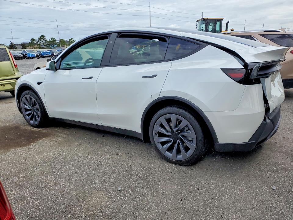 2026 Tesla Model y VIN 7SAYGDED3TA651775 COPART salvage auction — REAR END, FL - CERT OF TITLE SLVG REBUILDABLE, sold $90 on 2026-07-31 (photo 2)