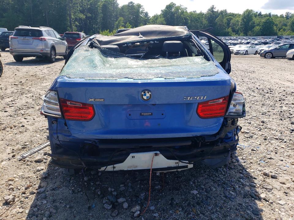 2014 BMW 3er VIN WBA3B3C52EJ981124 COPART salvage auction — ROLLOVER, Ma - Cert Of Title-Reconstrctd Coll, sold $200 on 2026-08-05 (photo 6)