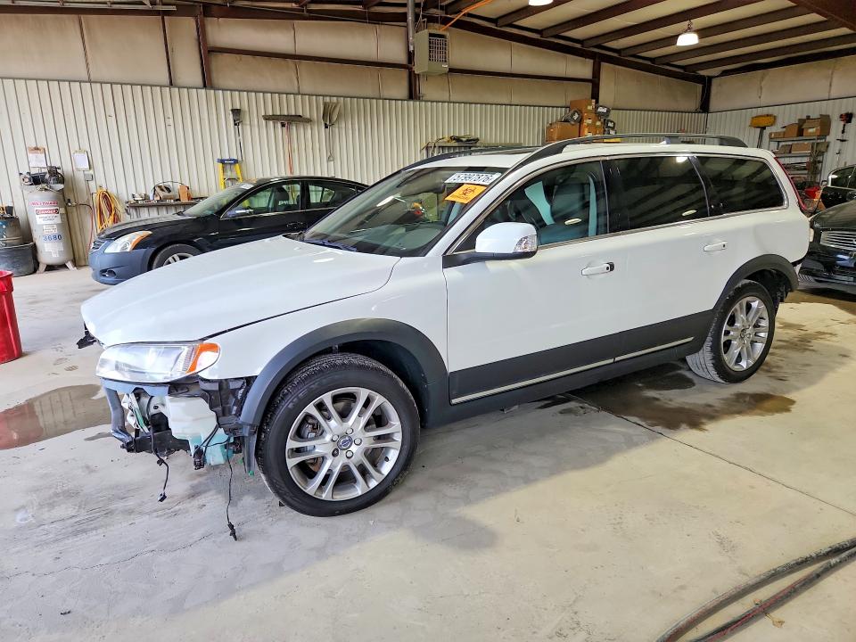 2016 Volvo VIN YV440MBK6G1252862 COPART salvage auction — FRONT END, Pa - Certificate Of Salvage, sold $700 on 2026-07-02 (photo 1)