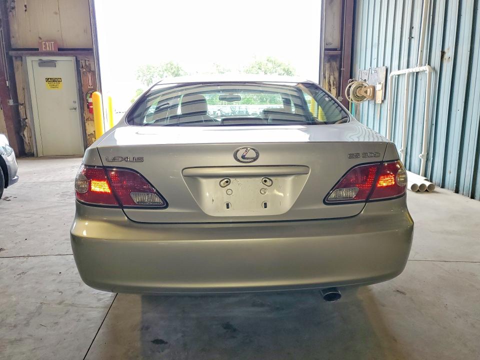 2002 Lexus ES VIN JTHBF30G725013077 COPART salvage auction — SIDE, Il - Salvage Certificate, sold $1,650 on 2026-07-08 (photo 6)