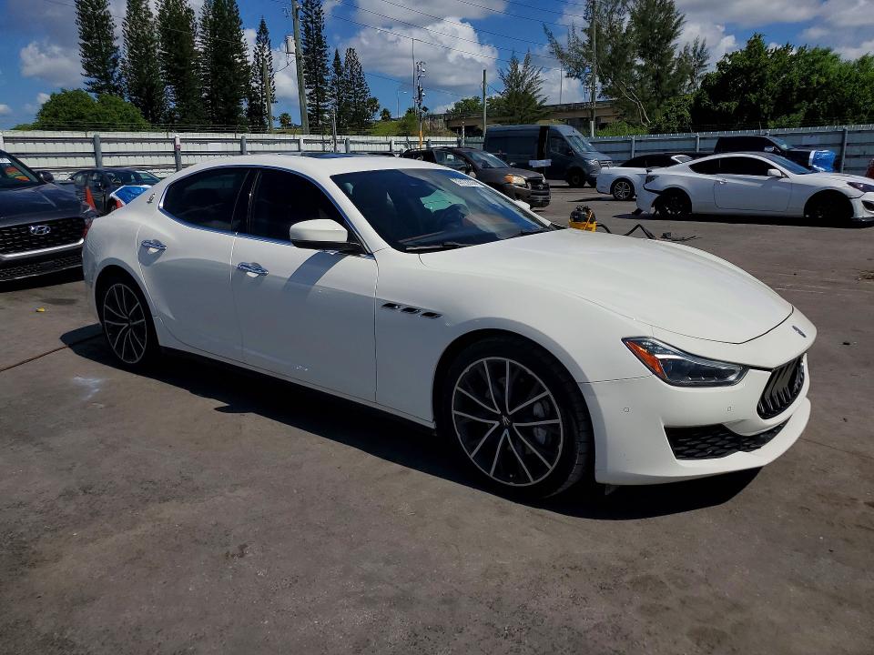 2019 Maserati Ghibli VIN ZAM57XSA9K1314836 COPART salvage auction — REAR END, Fl - Cert Of Title Slvg Rebuildable, sold $2,500 on 2026-08-17 (photo 4)