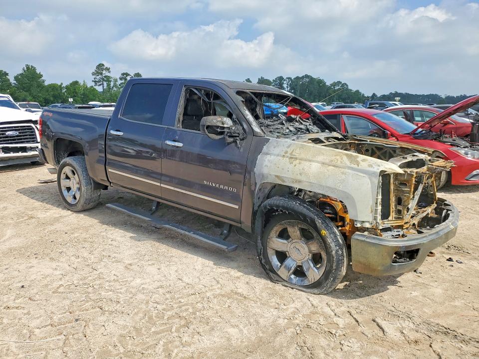 2014 Chevrolet Silverado VIN 3GCUKSEC0EG499525 COPART salvage auction — ENGINE BURN, Tx - Salvage Vehicle Title, sold $1,650 on 2026-07-02 (photo 4)