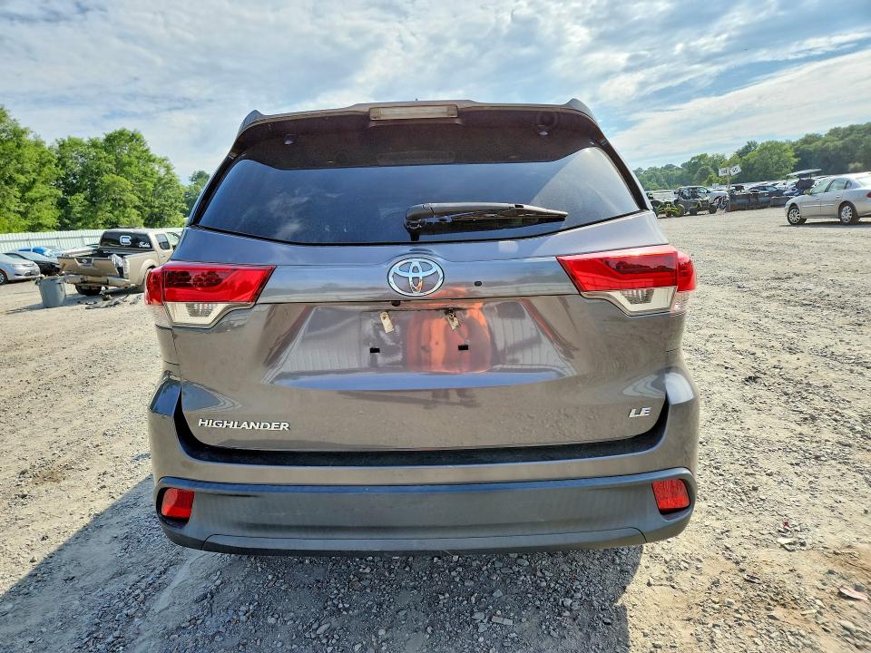 2017 Toyota Highlander VIN 5TDZZRFH1HS218066 COPART salvage auction — SIDE, Sc - Cert Of Title-Salvage, sold $6,800 on 2026-07-14 (photo 6)