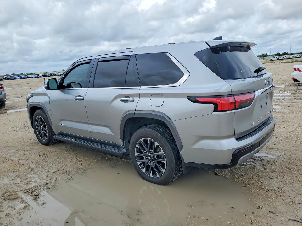 2023 Toyota Sequoia VIN 7SVAAABA0PX005705 COPART salvage auction — MINOR DENT/SCRATCHES, Tx - Certificate Of Title (P), sold $41,750 on 2026-07-02 (photo 2)