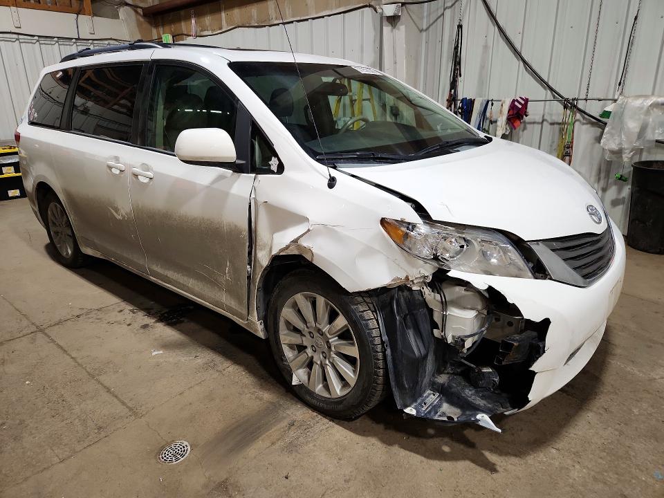 2013 Toyota VIN 5TDDK3DC7DS051404 COPART salvage auction — FRONT END, Ak - Bill Of Sale- Salvage, sold $150 on 2026-07-28 (photo 4)