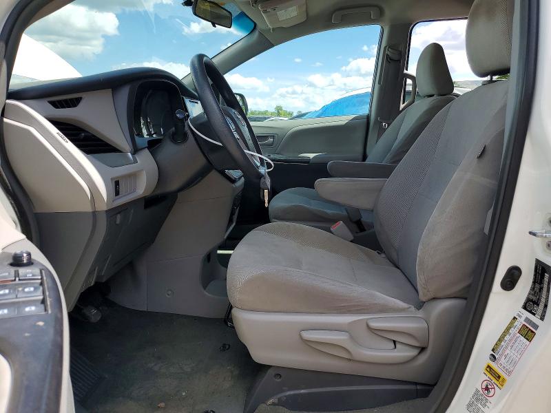 2017 Toyota Sienna VIN 5TDZZ3DC6HS850937 COPART salvage auction — REAR END, ON - PERMIT IRREPAIRABLE, sold $3,100 on 2026-07-28 (photo 7)