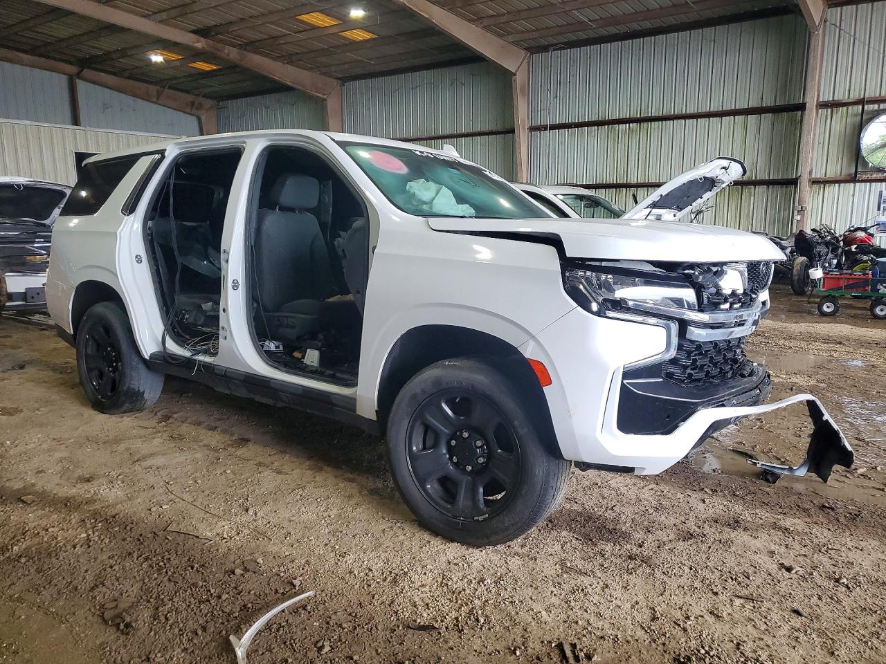 2023 Chevrolet Tahoe VIN 1GBSCLED4PR299449 COPART salvage auction — Front End, TX - CERTIFICATE OF TITLE, sold $7,600 on 2026-07-09 (photo 4)