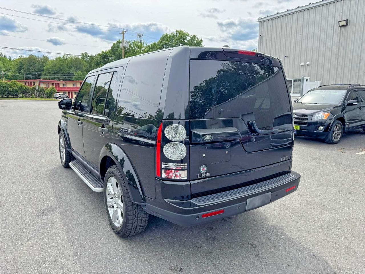 2015 Land Rover LR4 VIN SALAG2V68FA763808 COPART salvage auction — Minor Dent/Scratches, WV - CERTIFICATE OF TITLE, sold $3,800 on 2026-07-01 (photo 2)