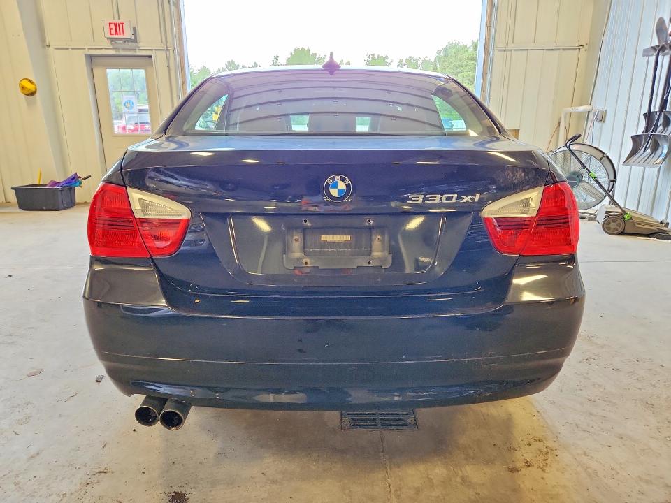 2006 BMW 3 series VIN WBAVD33536KV64173 COPART salvage auction — FRONT END, MN - CERT OF TITLE-PRIOR SALVAGE, sold $525 on 2026-07-28 (photo 6)