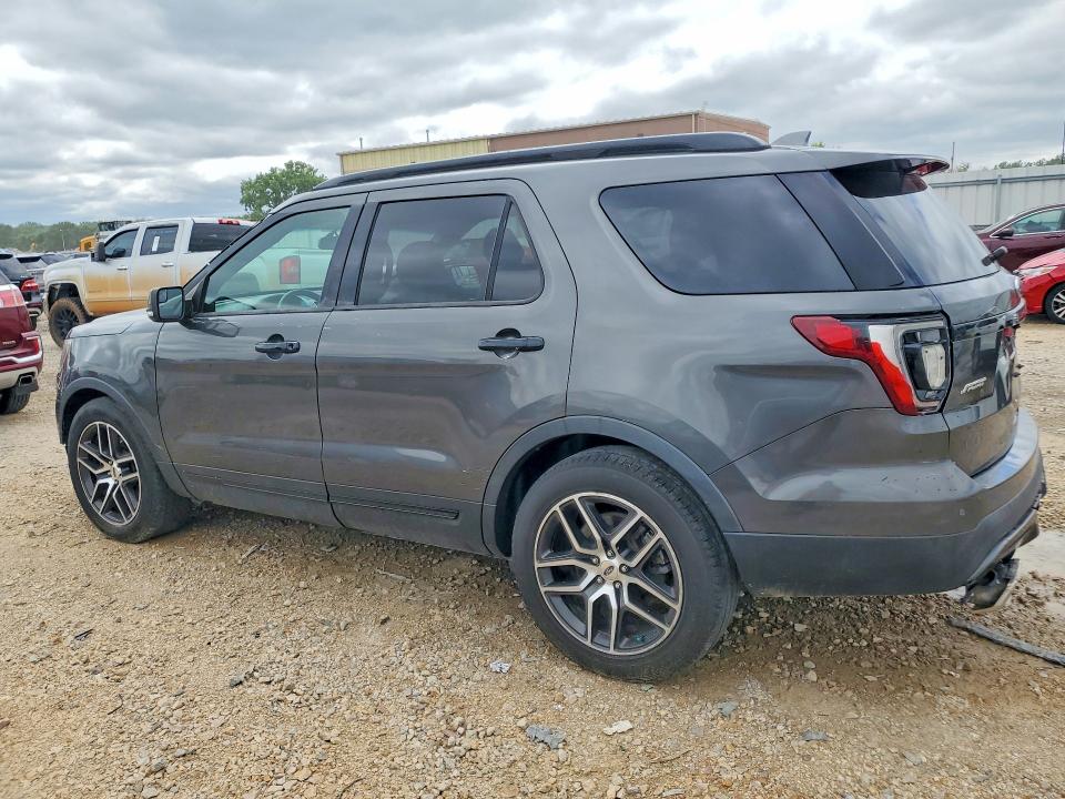 2016 Ford VIN 1FM5K8GTXGGC25277 COPART salvage auction — MINOR DENT/SCRATCHES, Va - Dealer Only Clean Title, sold $2,700 on 2026-07-02 (photo 2)
