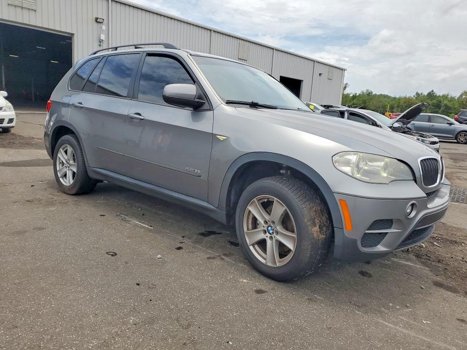 2013 BMW VIN 5UXZV4C58D0B03083 COPART salvage auction — MECHANICAL, Nc - Certificate Of Title, sold $1,000 on 2026-07-06 (photo 4)