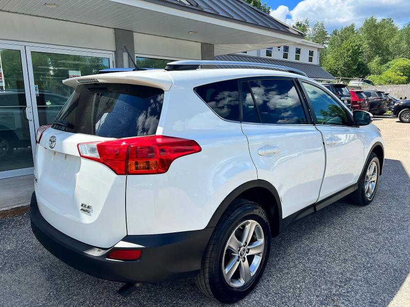 2015 Toyota Rav 4 VIN JTMRFREVXFD138077 COPART salvage auction — MINOR DENT/SCRATCHES, ME - CERTIFICATE OF TITLE (P), sold $6,700 on 2026-07-10 (photo 4)