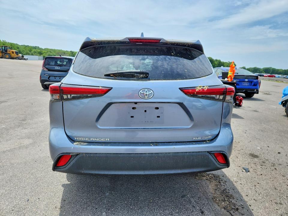 2021 Toyota Highlander VIN 5TDGZRBH9MS108535 COPART salvage auction — FRONT END, VA - CERT OF TITLE - SALVAGE, sold $8,500 on 2026-07-30 (photo 6)