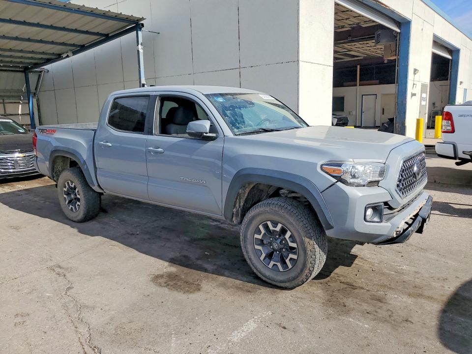 2018 Toyota Tacoma VIN 3TMCZ5AN6JM172008 COPART salvage auction — FRONT END, Ca - Certificate Of Title, sold $19,700 on 2026-07-31 (photo 4)