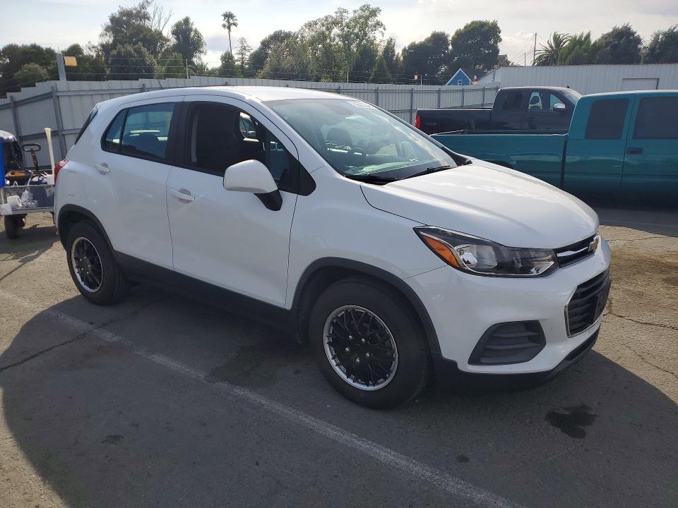 2018 Chevrolet Trax VIN KL7CJKSB8JB723988 COPART salvage auction — SIDE, Ca - Salvage Certificate, sold $700 on 2026-07-24 (photo 4)