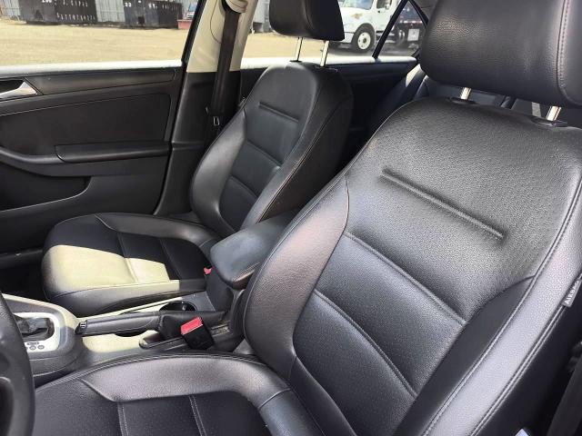 2014 Volkswagen Jetta VIN 3VWD17AJ9EM283546 COPART salvage auction — HAIL, Nj - Cert Of Title-Salvage (P), sold $775 on 2026-07-22 (photo 7)
