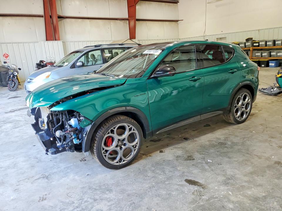 2024 Alfa romeo Tonale VIN ZASPATDW8R3059759 COPART salvage auction — FRONT END, Ny - Mv-907A Salvage Certificate, sold $14,100 on 2026-08-12 (photo 1)