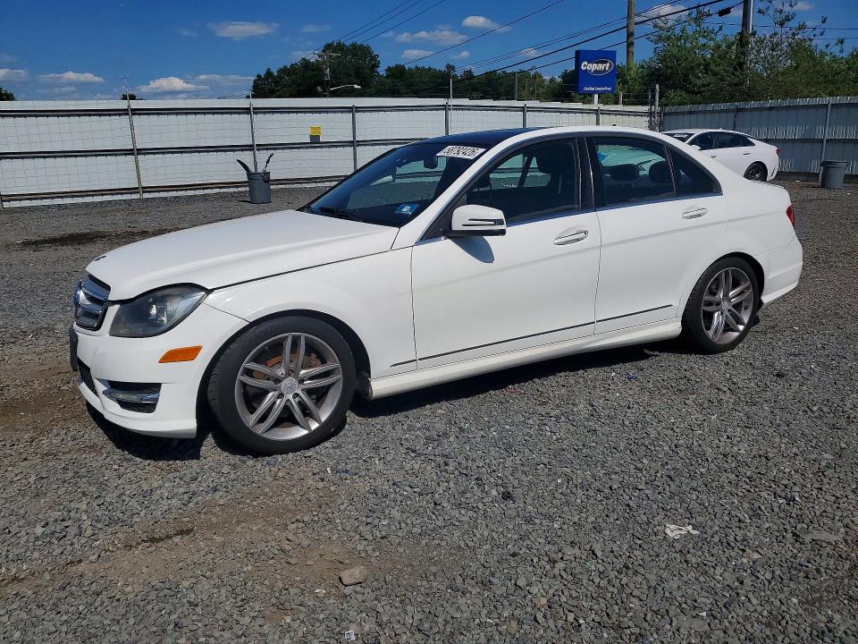 2013 Mercedes-benz C-klasse VIN WDDGF8ABXDR241535 COPART salvage auction — SIDE, Nj - Cert Of Title-Salvage, sold $925 on 2026-07-31 (photo 1)