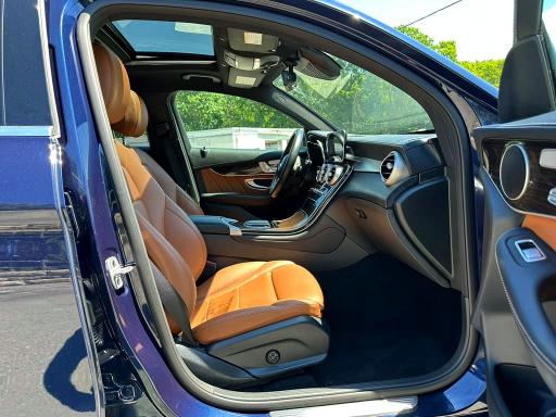 2022 Mercedes-benz Glc VIN W1N0J8EB6NG025191 COPART salvage auction — MINOR DENT/SCRATCHES, Ga - Certificate Of Title, sold $33,500 on 2026-07-29 (photo 8)