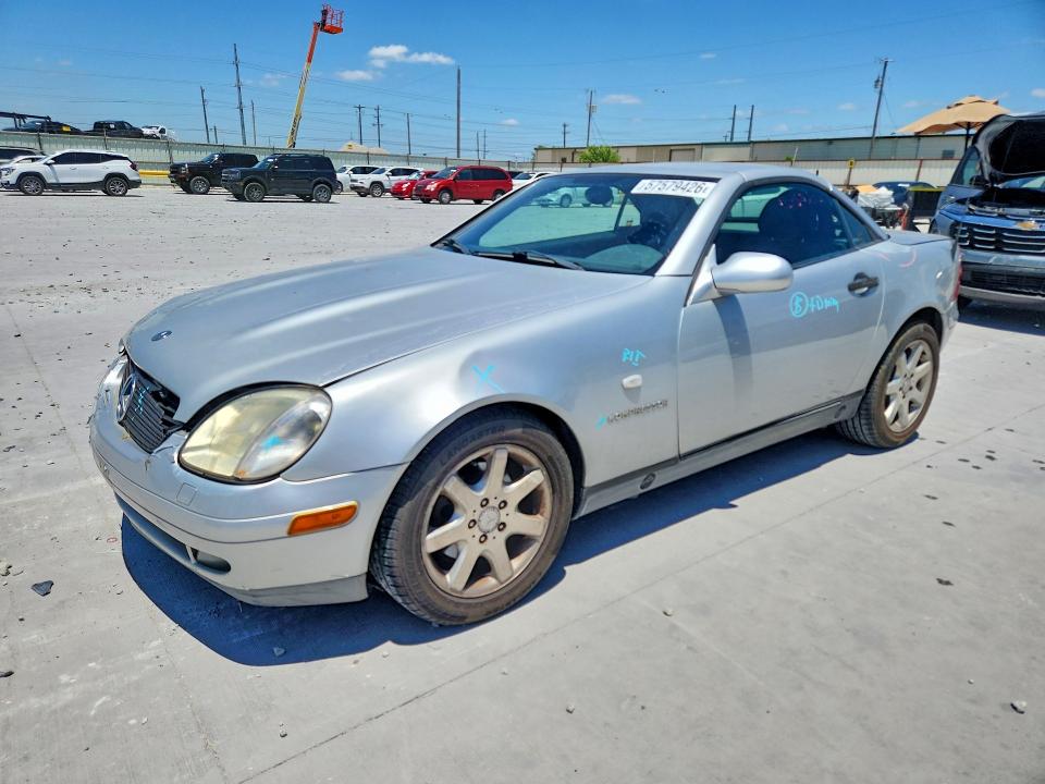1999 Mercedes-benz Slk-klasse VIN WDBKK47F3XF127819 COPART salvage auction — FRONT END, Tx - Salvage Vehicle Title, sold $325 on 2026-07-17 (photo 1)