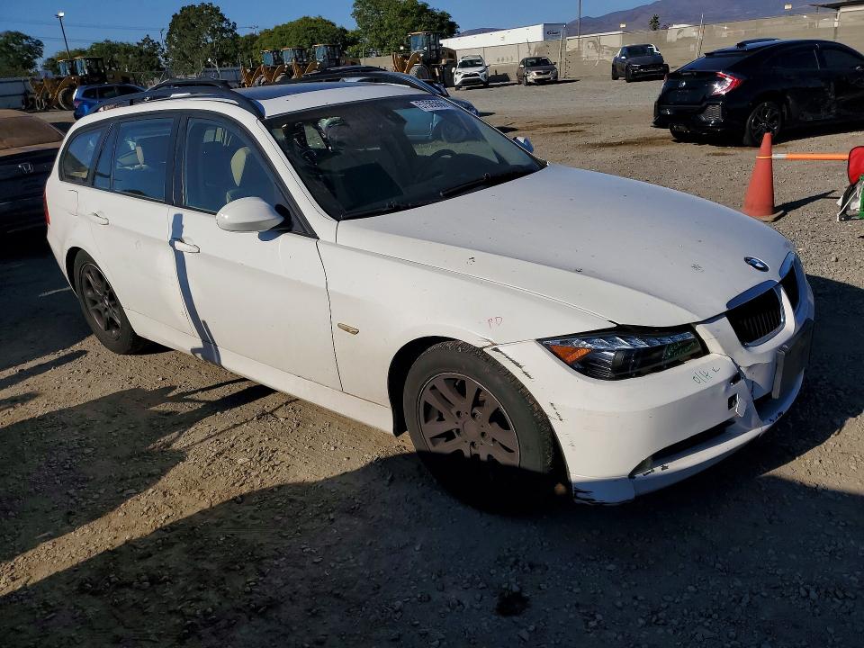 2007 BMW 3 series VIN WBAVS13557FX15132 COPART salvage auction — FRONT END, Ca - Salvage Certificate, sold $425 on 2026-07-24 (photo 4)