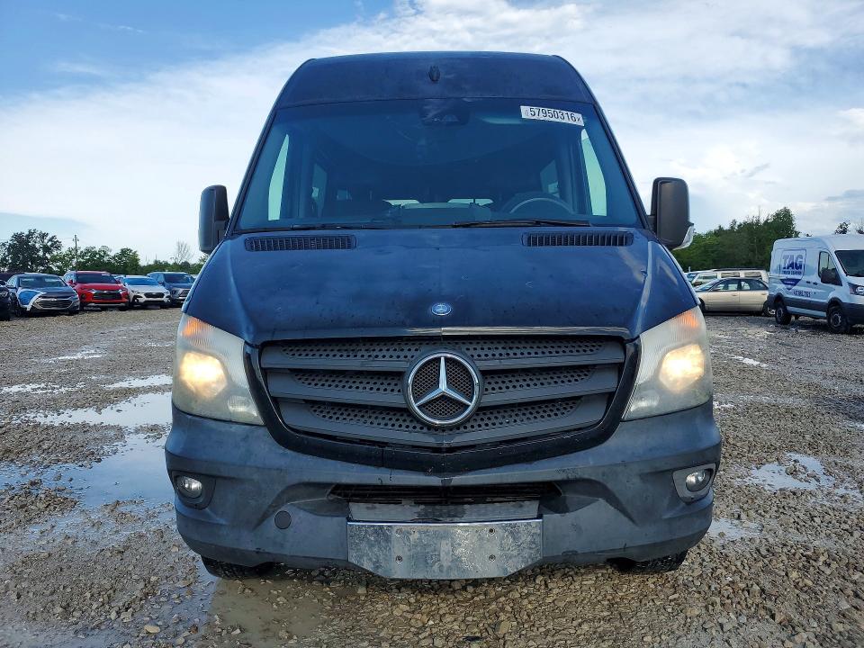 2014 Mercedes-benz VIN WDZPE7DC9E5831763 COPART salvage auction — HAIL, Mo - Certificate Of Title, sold $11,200 on 2026-07-13 (photo 5)
