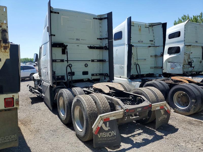 2026 Volvo VIN 4V4BC9EH2TN698884 COPART salvage auction — FRONT END, On - Permit Salvage, sold $14,100 on 2026-07-28 (photo 3)
